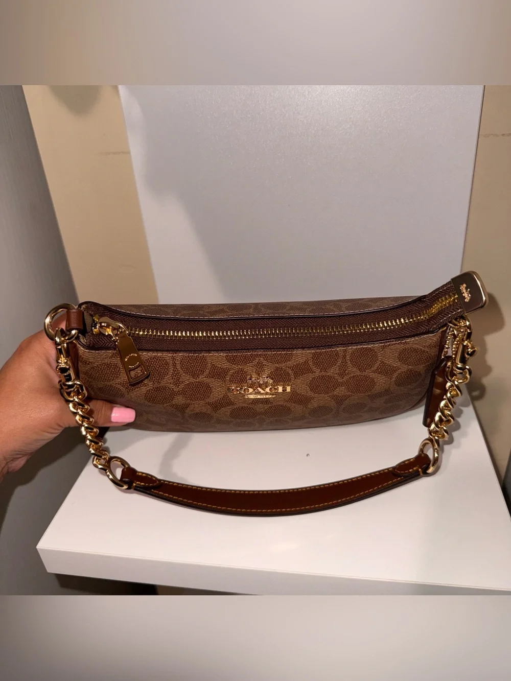 Coach Teri Set